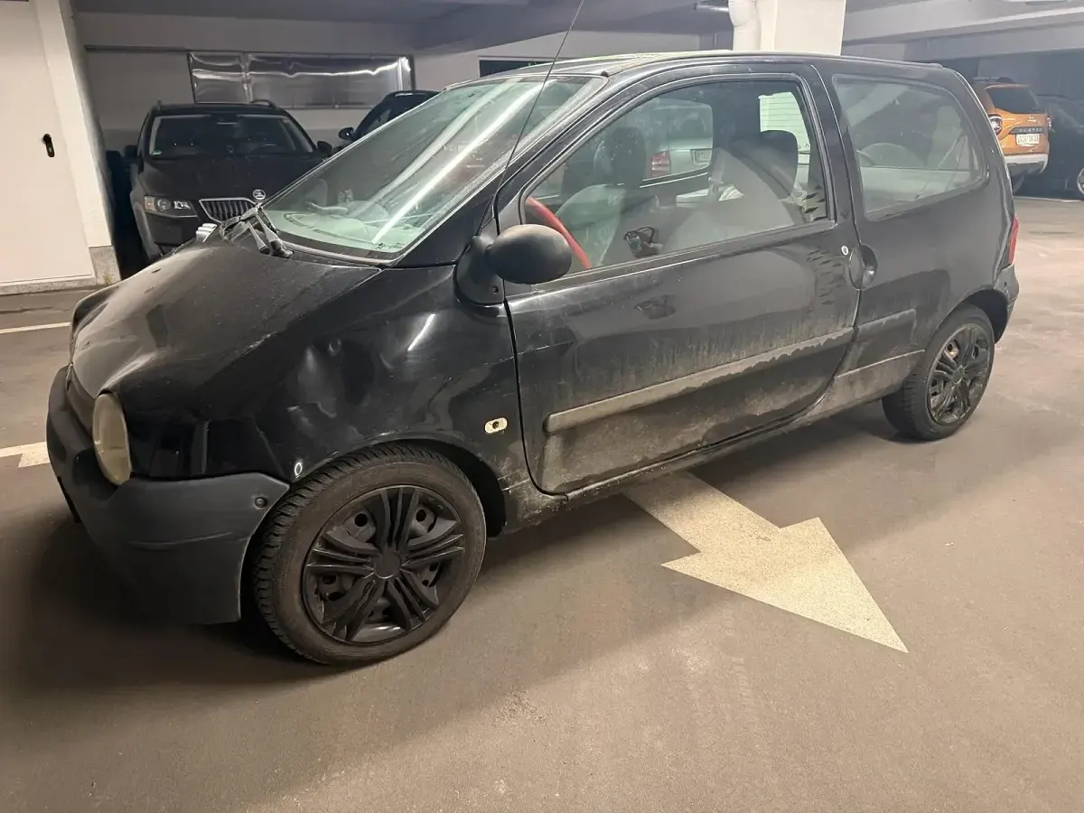 Używany Renault Twingo 55 KM (40 kW) 2005 Czarny Hatchback
