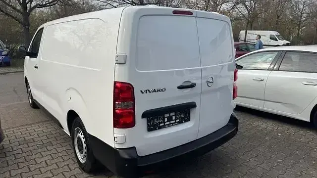 Second-hand Opel Vivaro 122 CP (89 kW) 2020 Alb Monovolum