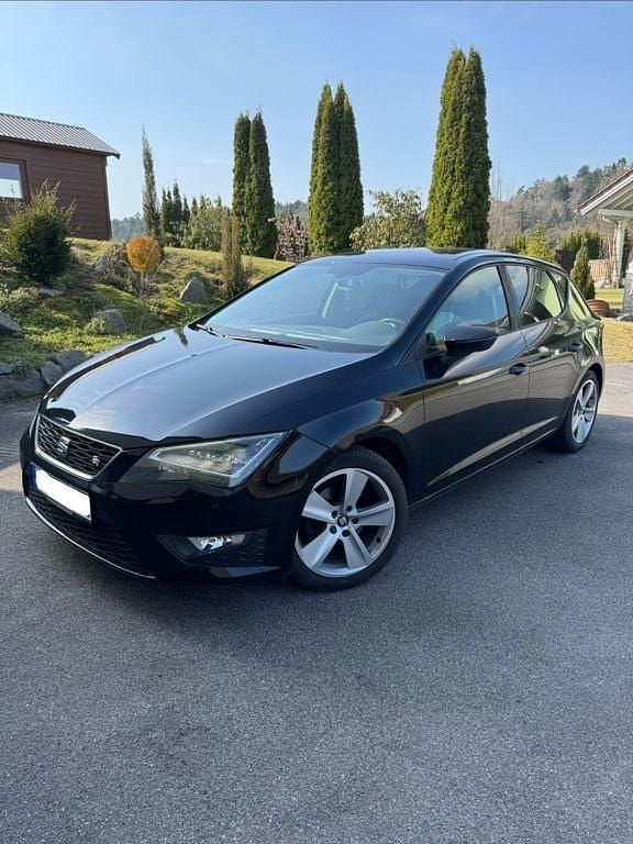 Second-hand Seat Leon FR 125 CP (91 kW) 2016 Negru Berlinǎ