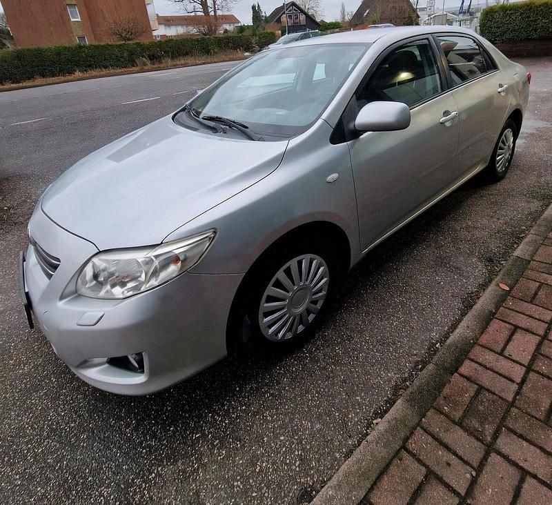 Gebraucht 2009 Toyota Corolla Limousine | 3.900 € (Fairer Preis) - Bild 1/4