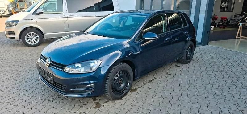 Gebraucht VW Golf VII Cup 86 PS (63 kW) 2015 Blau Limousine