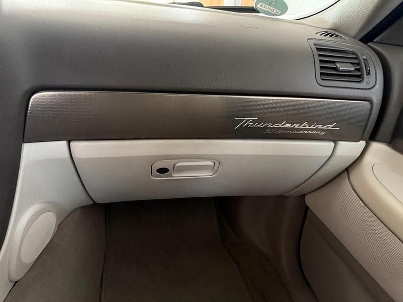 Gebraucht Ford Thunderbird 280 PS (205 kW) 2005 Beige Cabrio