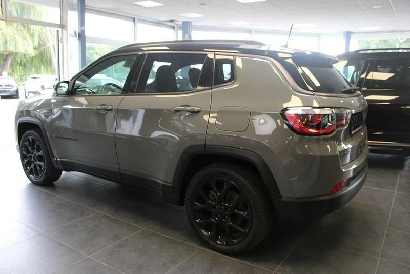 Gebraucht Jeep Compass 179 PS (131 kW) 2020 Grau SUV
