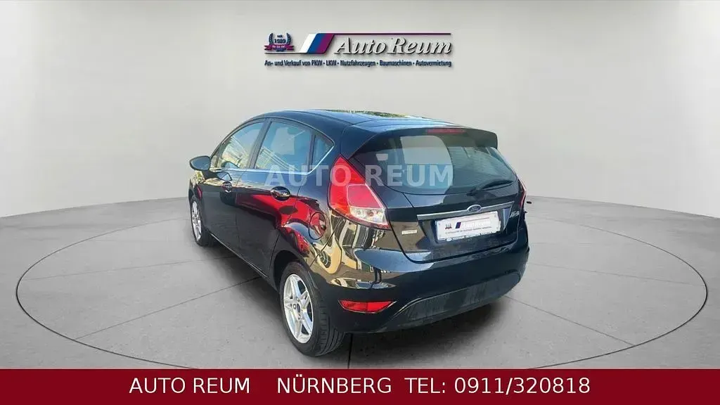 Gebraucht Ford Fiesta Titanium 125 PS (91 kW) 2013 Schwarz Limousine