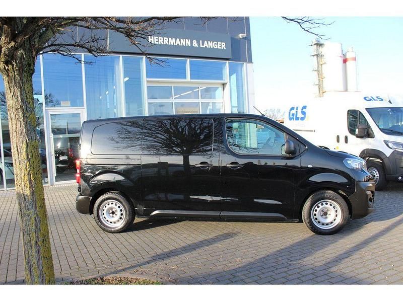 Gebraucht Peugeot Expert 102 PS (75 kW) 2021 Schwarz / perla nera schwarz (metallic) Van
