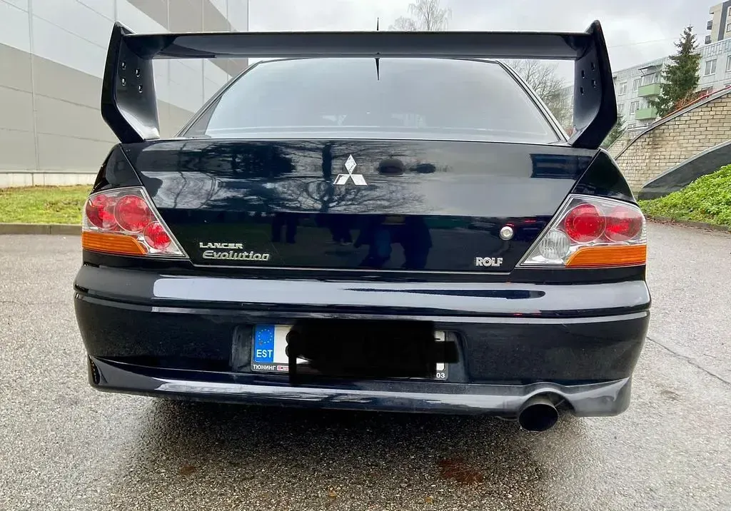 Begagnad Mitsubishi Lancer Evolution 280 HK (205 kW) 2004 Svart Sedan