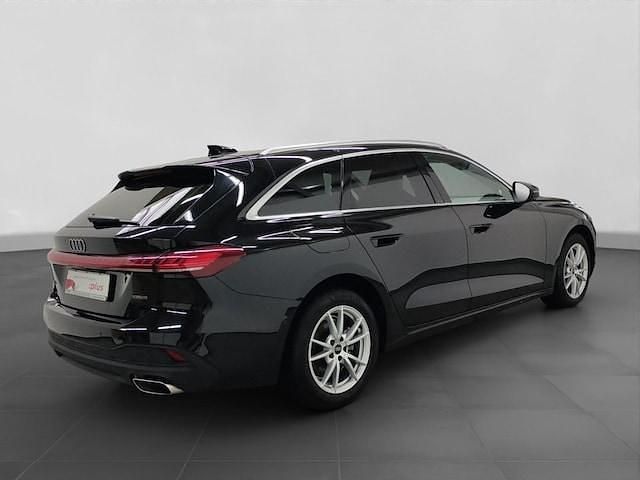 Gebraucht Audi A5 Ambiente 204 PS (150 kW) 2025 Mythosschwarz metallic Kombi