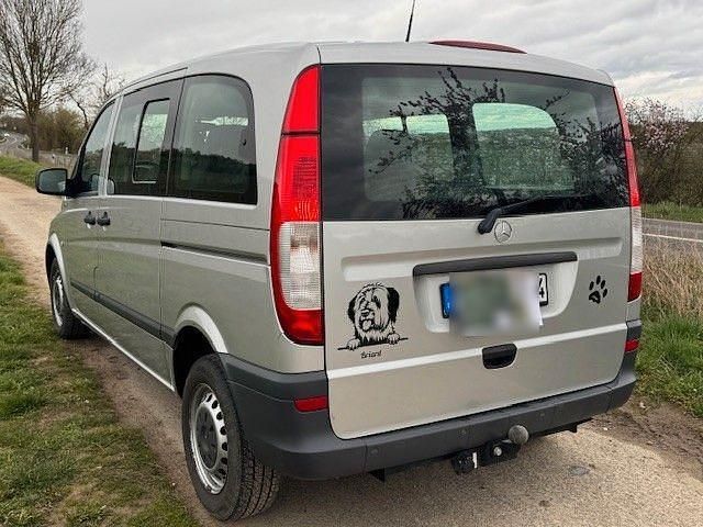 Second-hand Mercedes Vito 165 CP (121 kW) 2014 Argintiu Van