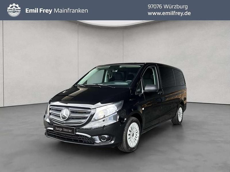 Obsidianschwarz metallic Gebraucht 2023 Mercedes Vito Marco Polo Kombi | 37.890 € - Bild 1/4