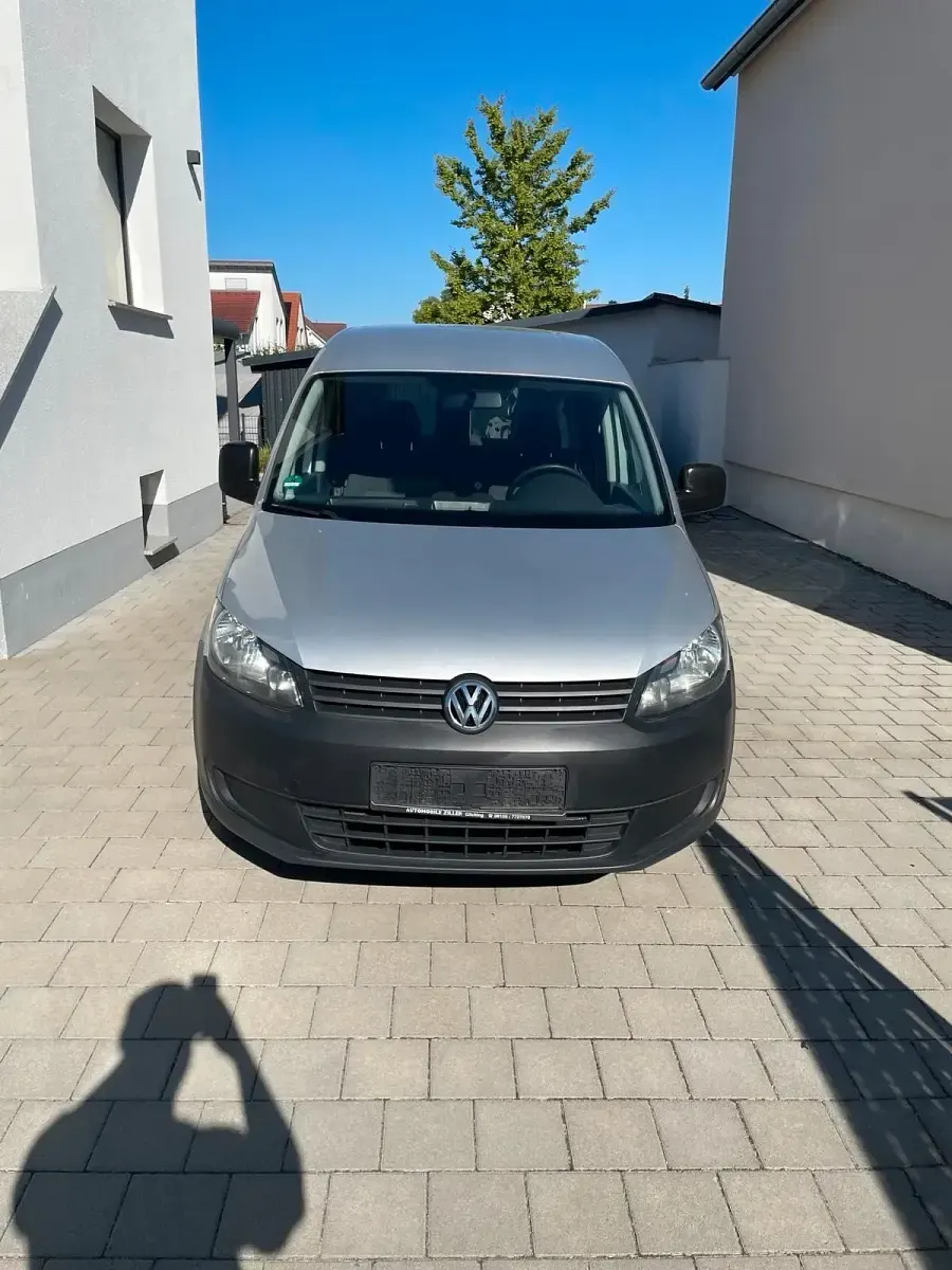 Gebraucht VW Caddy 102 PS (75 kW) 2015 Silber Van / Kleinbus
