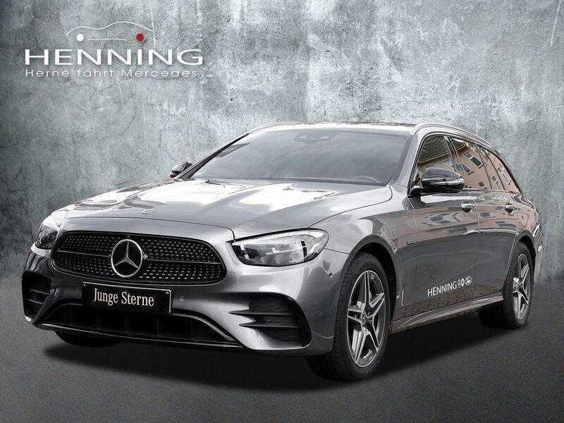 Grau Gebraucht 2021 Mercedes E300 AMG Kombi | 40.880 € (Fairer Preis) - Bild 1/4