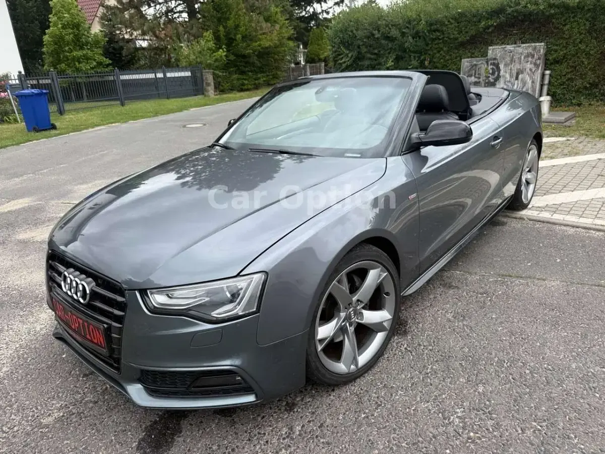 Gebraucht Audi A5 Cabriolet Sport 220 PS (161 kW) 2016 Grau Cabrio