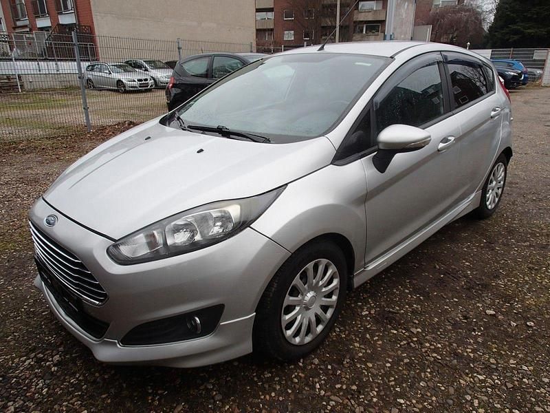 Gebraucht Ford Fiesta RS 101 PS (74 kW) 2013 Silber Kleinwagen