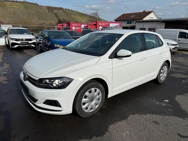 Second-hand VW Polo Comfortline 95 CP (69 kW) 2018 Alb Hatchback