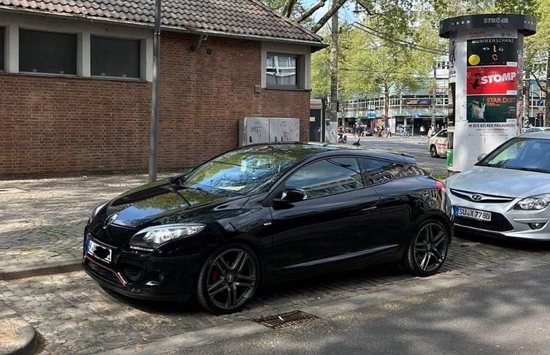 Schwarz Gebraucht 2012 Renault Mégane Coupé Bose Edition Coupé | 4.300 € (Fairer Preis) - Bild 1/4