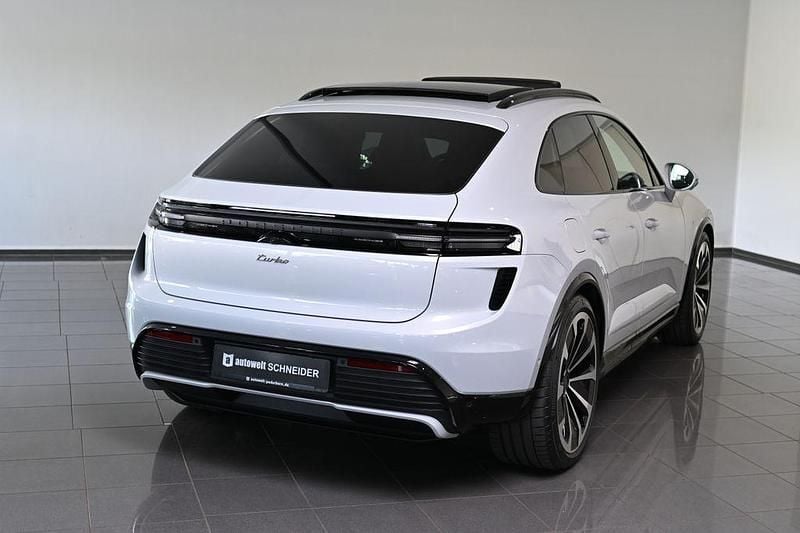 Gebraucht Porsche Macan Turbo 469 kW (639 PS) 2025 Grau SUV