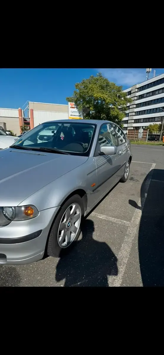 Gebraucht BMW 316 116 PS (85 kW) 2002 Silber Coupé