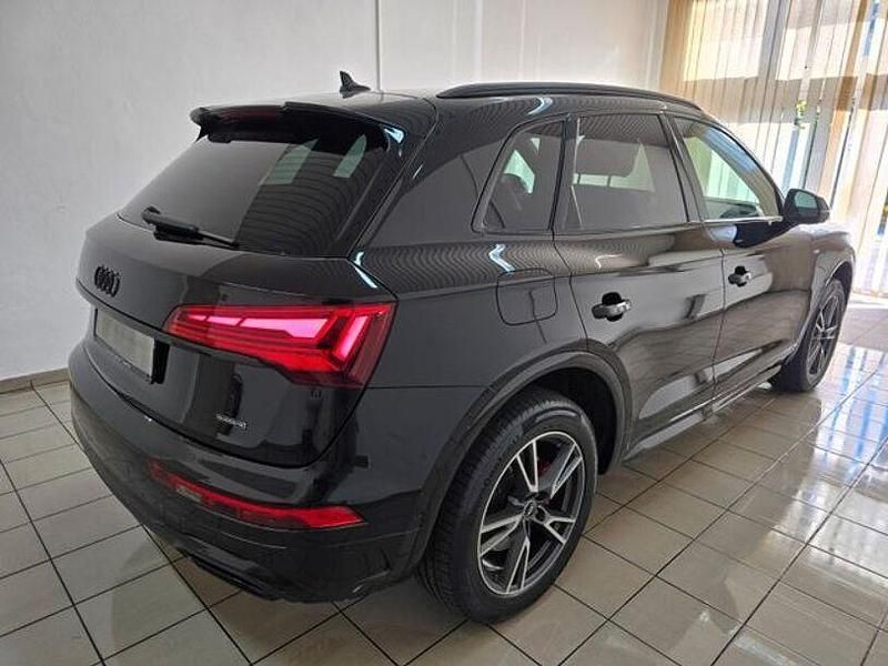 Gebraucht Audi Q5 Edition .1 143 PS (105 kW) 2021 Andere SUV