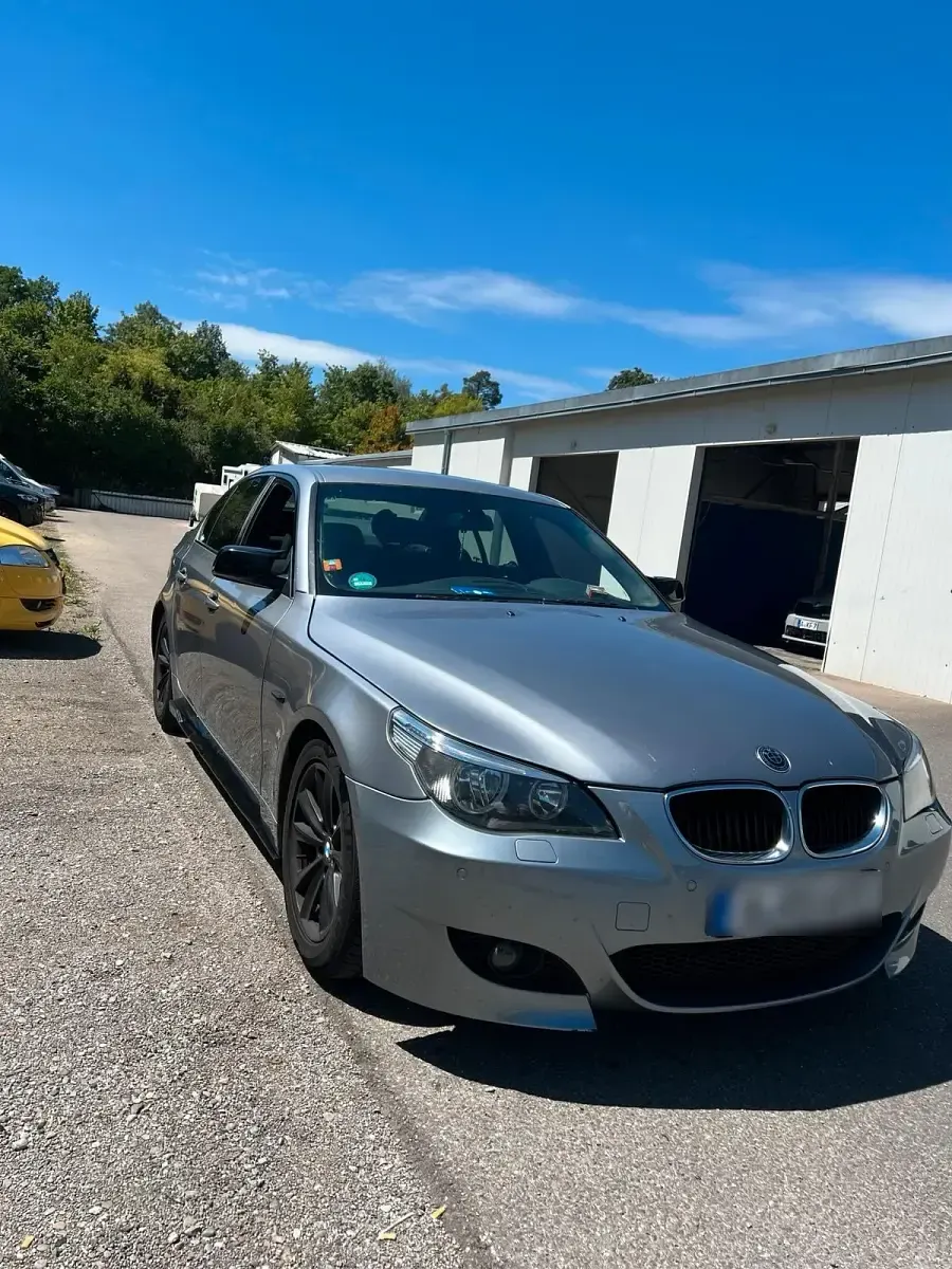Gebraucht BMW 525 M Sport 192 PS (141 kW) 2003 Grau Limousine