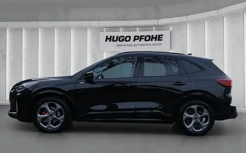 Gebraucht Ford Kuga ST-Line X 186 PS (136 kW) 2024 Schwarz SUV