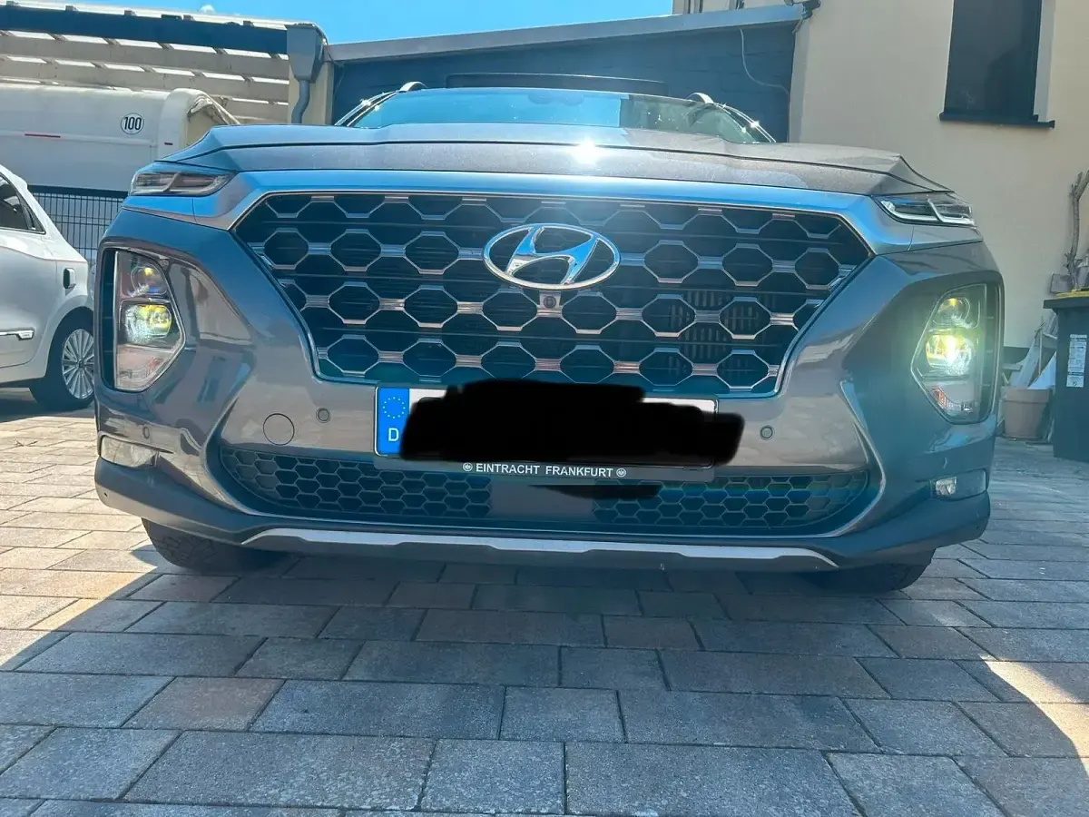 Gebraucht Hyundai Santa Fe 200 PS (147 kW) 2020 Grau SUV