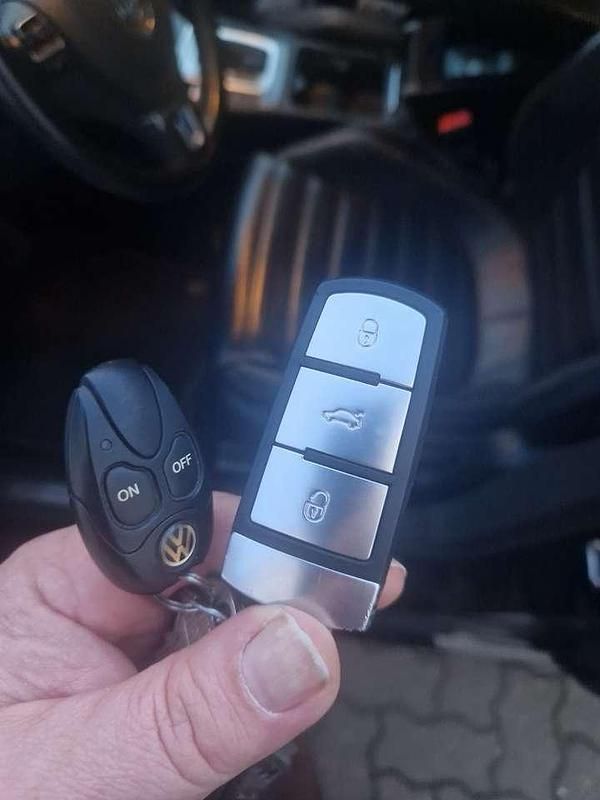 Second-hand VW CC Basis 177 CP (130 kW) 2014 Negru Berlinǎ