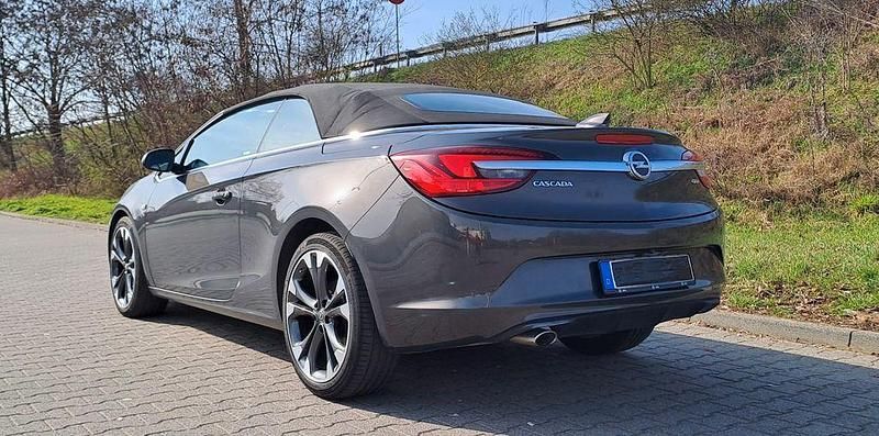 Gebraucht Opel Cascada Innovation 170 PS (125 kW) 2016 Braun Cabrio