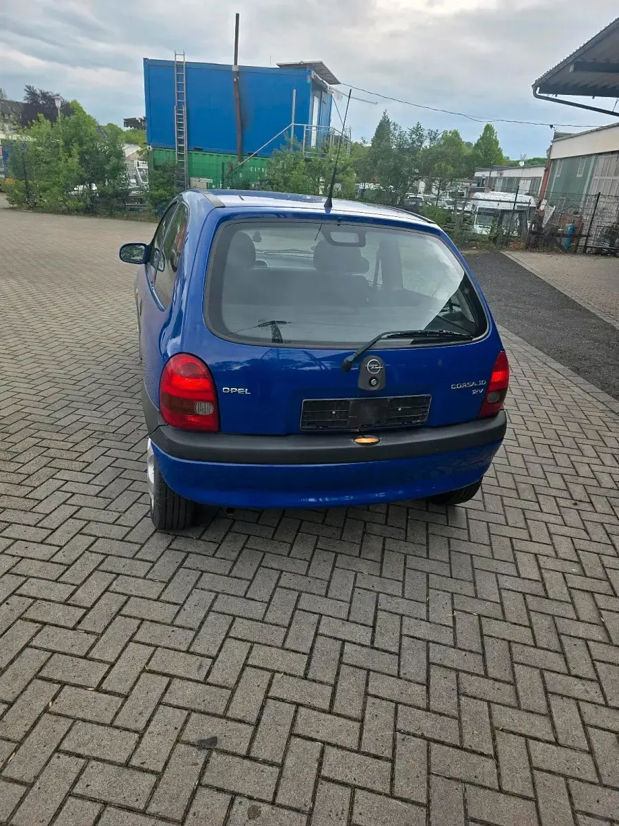 Gebraucht Opel Corsa 54 PS (39 kW) 2000 Blau Kleinwagen