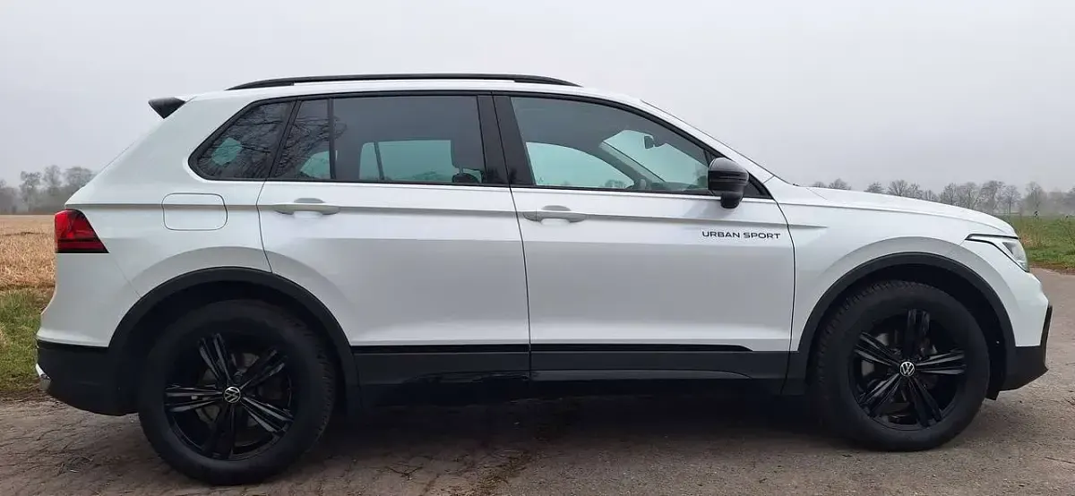 Gebraucht VW Tiguan Sportline 150 PS (110 kW) 2022 Weiß SUV