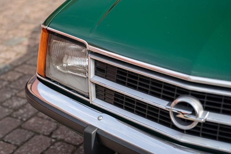 Occasion Opel Commodore S 115 ch (84 kW) 1978 Vert Coupé