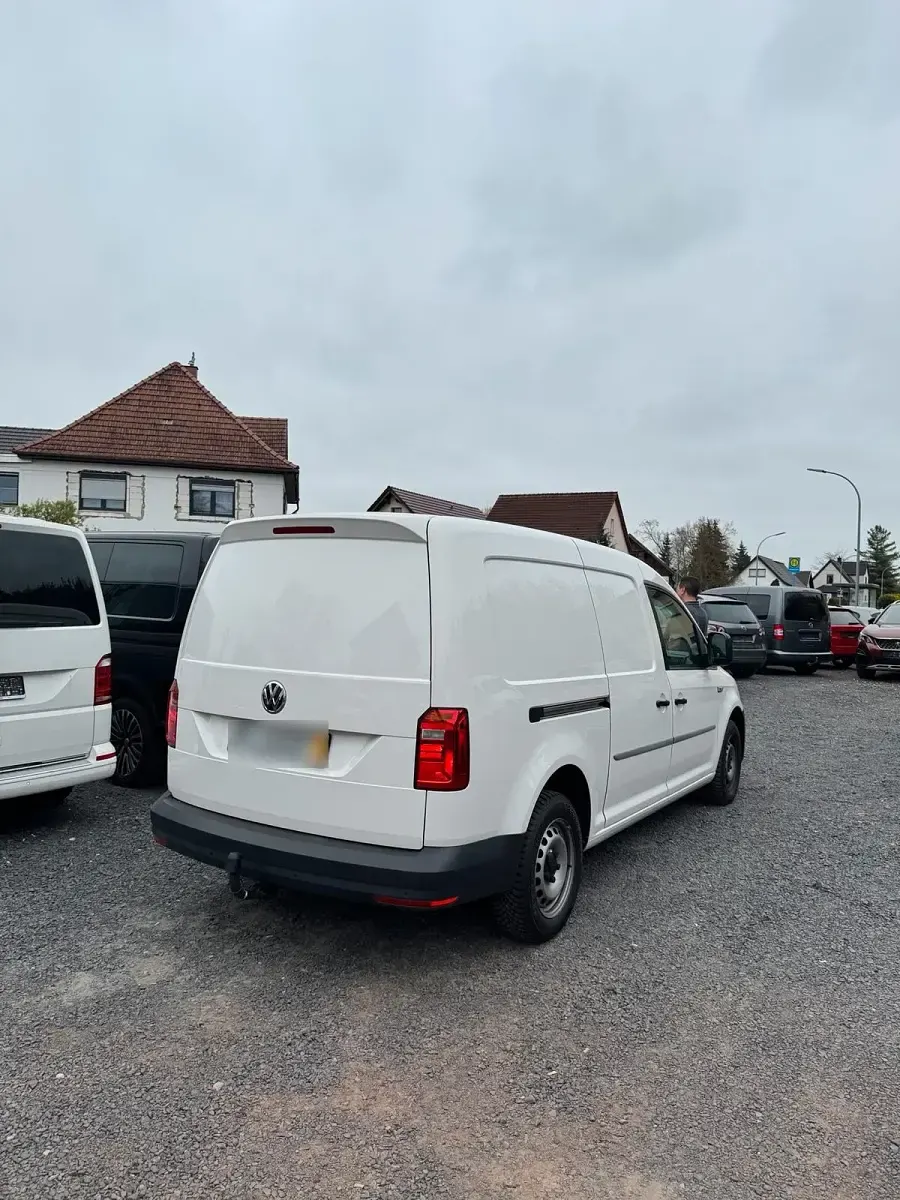 Gebraucht VW Caddy Maxi 118 PS (86 kW) 2019 Weiß Van / Kleinbus