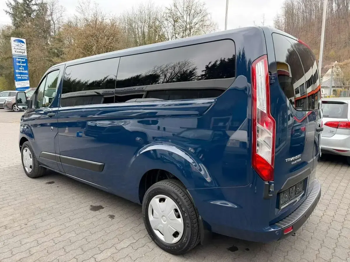 Gebraucht Ford Transit Custom Trend 131 PS (96 kW) 2020 Blazer blue Kombi