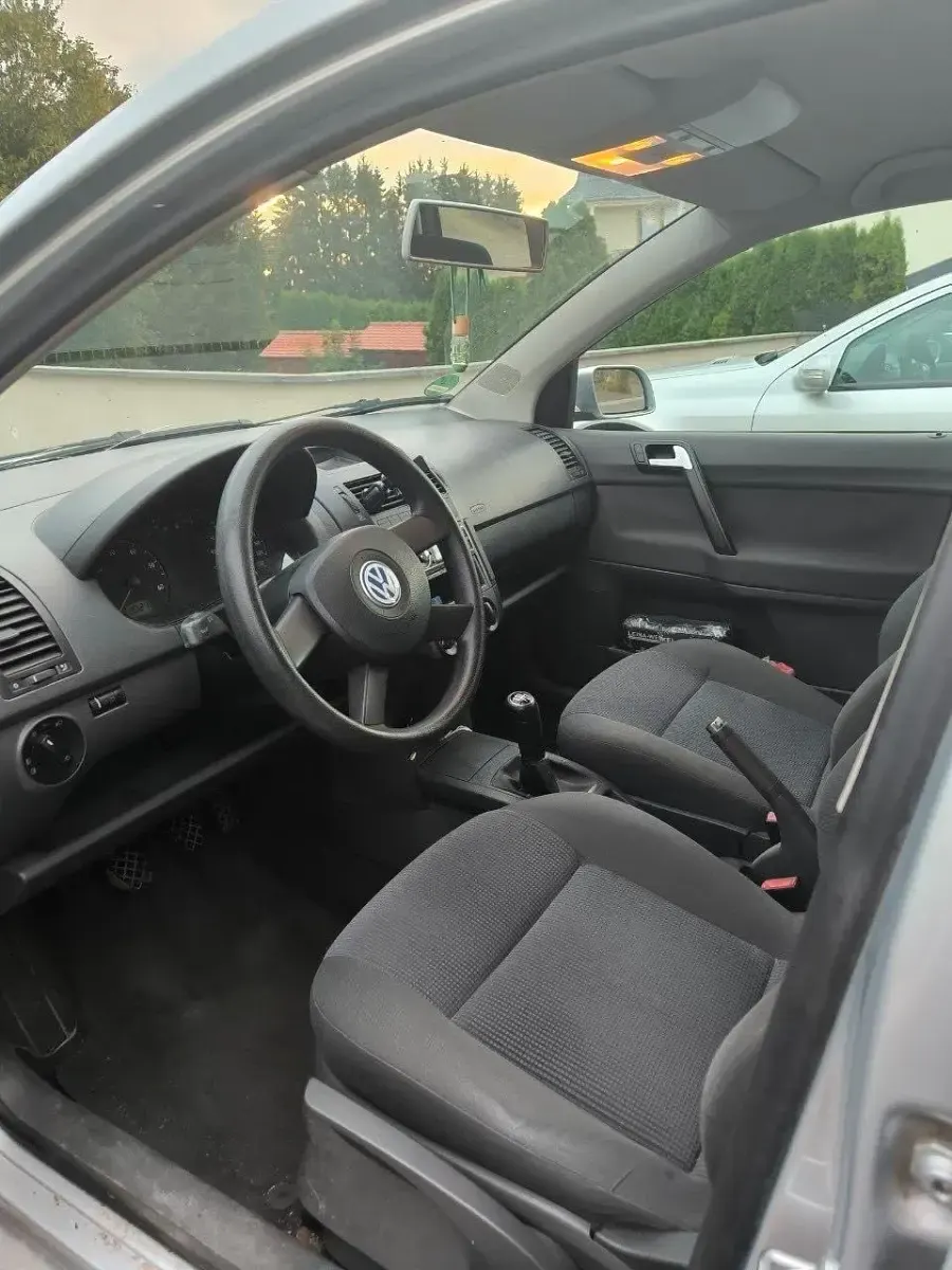 Gebraucht VW Polo 65 PS (47 kW) 2002 Silber Kleinwagen