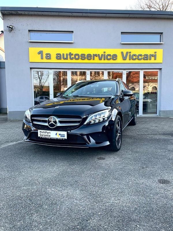 Schwarz Gebraucht 2020 Mercedes C220 Kombi | 24.500 € (Guter Preis) - Bild 1/4