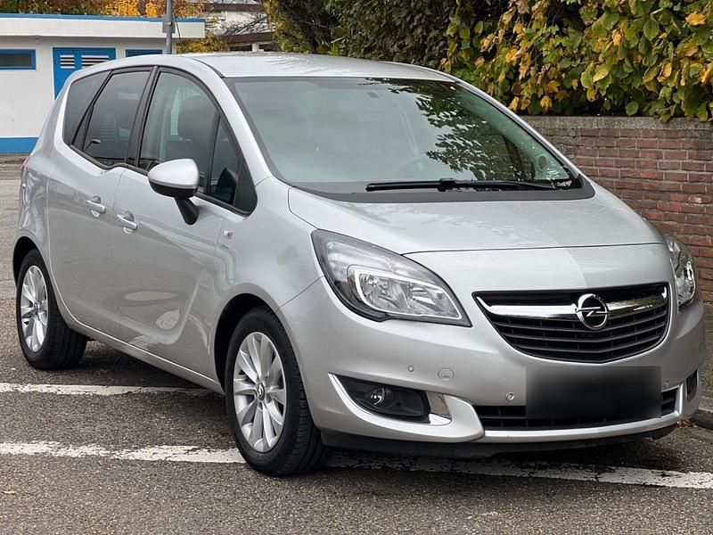 Gebraucht Opel Meriva 120 PS (88 kW) 2016 Silber Van / Kleinbus