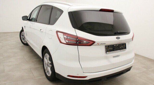 Gebraucht Ford S-MAX Business Edition 150 PS (110 kW) 2017 Weiß Van / Kleinbus