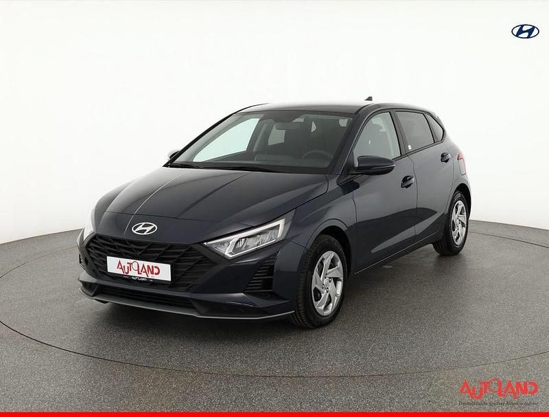 Blau Gebraucht 2024 Hyundai i20 GO! Limousine | 18.490 € (Guter Preis) - Bild 1/4