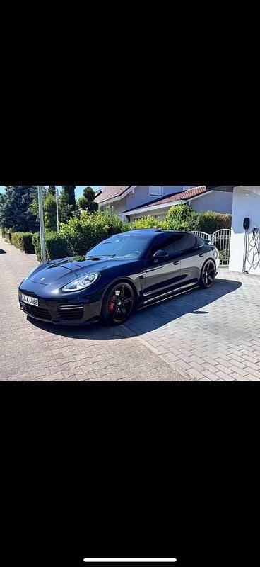 Schwarz Gebraucht 2014 Porsche Panamera GTS Limousine | 37.400 € (Fairer Preis) - Bild 1/4