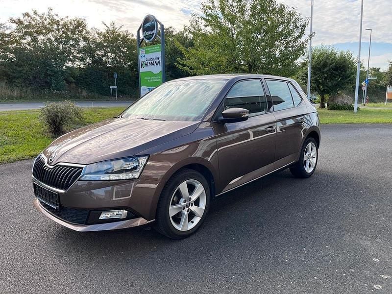 Braun Gebraucht 2019 Skoda Fabia Cool Plus Limousine | 12.500 € (Fairer Preis) - Bild 1/4