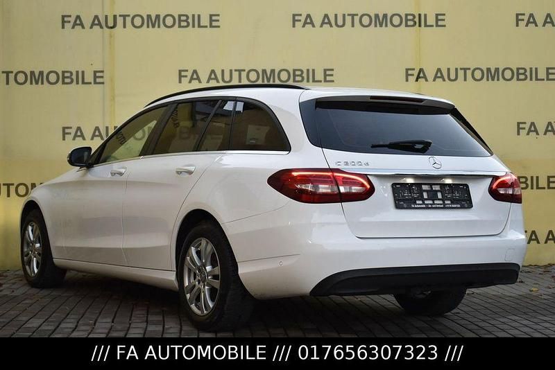 Gebraucht Mercedes C200 136 PS (100 kW) 2015 Polarweiss Kombi