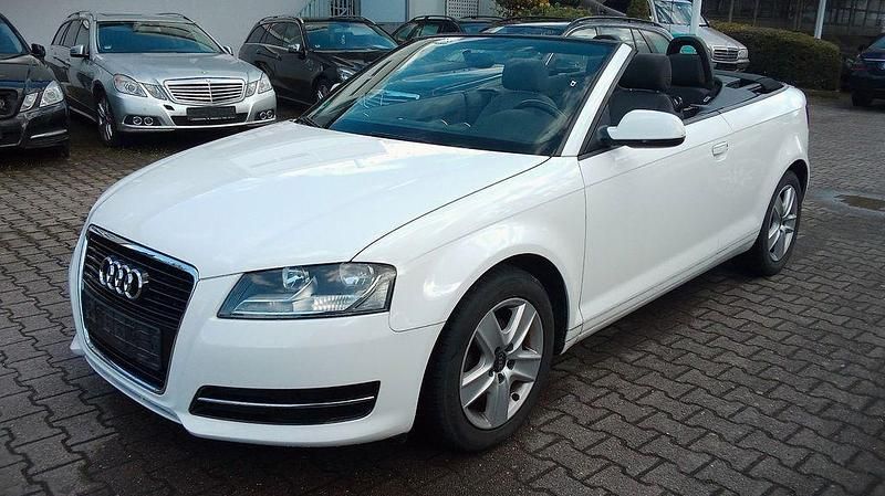 Gebraucht Audi A3 Cabriolet Attraction 105 PS (77 kW) 2010 Weiß Cabrio