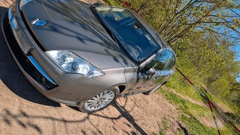 Gebraucht Renault Laguna III Initiale Paris 173 PS (127 kW) 2008 Grau Limousine