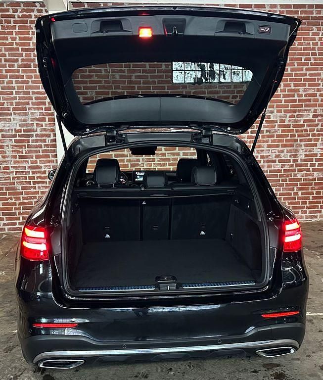 Gebraucht Mercedes GLC350 AMG 258 PS (189 kW) 2019 Schwarz SUV