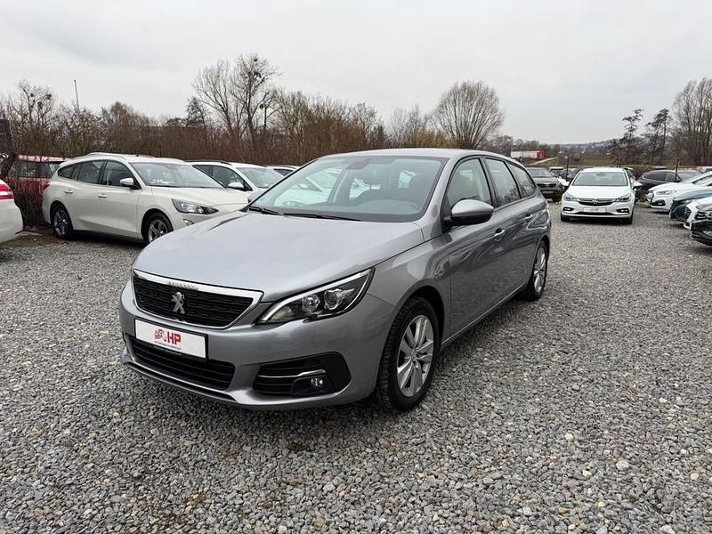 Gebraucht Peugeot 308 SW Active 131 PS (96 kW) 2021 Grau Kombi