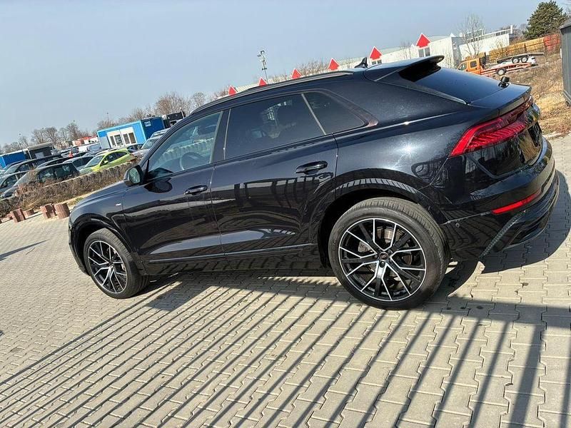 Gebraucht Audi Q8 S-Line 286 PS (210 kW) 2020 Schwarz SUV