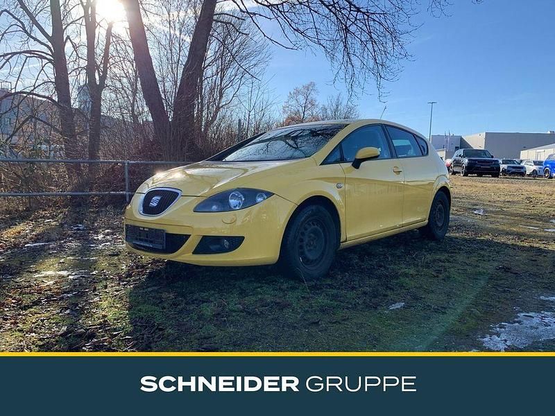 Gelb Gebraucht 2007 Seat Leon Stylance Limousine | 1.190 € (Superpreis) - Bild 1/4