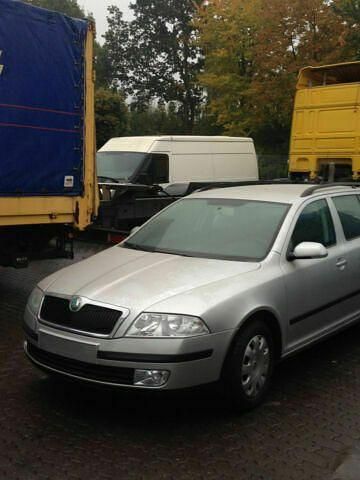 Gebraucht Skoda 105 105 PS (77 kW) 2006 Schwarz Limousine