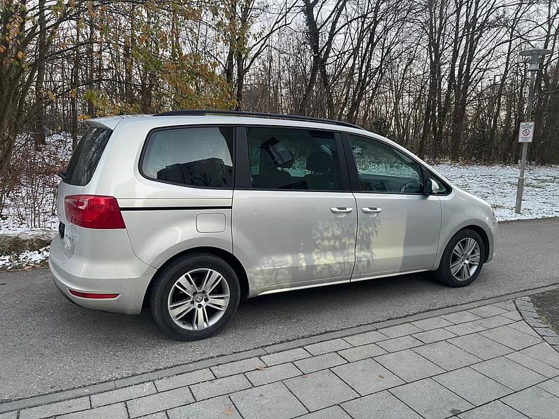 Silber Gebraucht 2013 Seat Alhambra Van / Kleinbus | 10.400 € (Fairer Preis) - Bild 1/4
