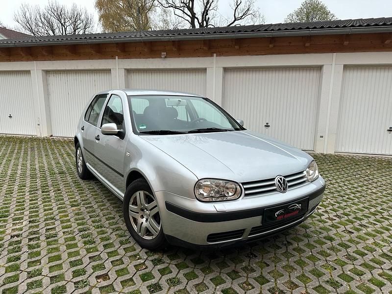 Usata VW Golf IV 75 CV (55 kW) 2000 Grigio Utilitaria
