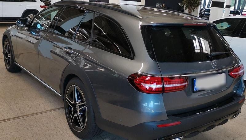 Gebraucht Mercedes E220 All-Terrain 200 PS (147 kW) 2023 Grau Kombi